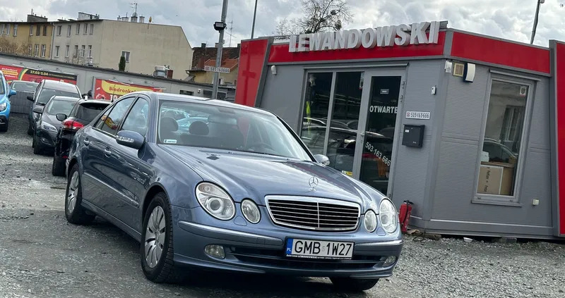 samochody osobowe Mercedes-Benz Klasa E cena 29900 przebieg: 295189, rok produkcji 2002 z Elbląg